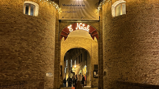 Mombaroccio, Natale tra magia e tradizione: oltre 10mila visitatori nei mercatini