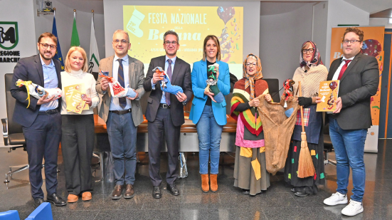 Urbania, dal 4 al 6 gennaio torna la Festa Nazionale della Befana: tre giorni di magia per tutta la famiglia