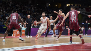 VL Pesaro non si ferma: Rieti ko 91-73, biancorossi soli in vetta e qualificati alla Final Four