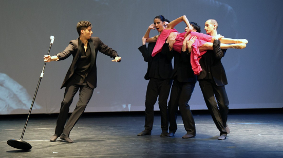 Al Teatro Sperimentale “Le vie en rose… Bolero”: il Balletto di Milano in scena a Pesaro