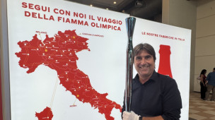 Pesaro accoglie la Fiamma Olimpica Milano Cortina 2026: percorso, orari e modifiche alla viabilità