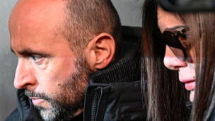 Crans-Montana: chiesto l'arresto per Jacques Moretti dopo sei ore di interrogatorio, domiciliari per la moglie