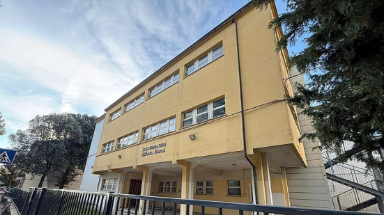 Venduta l’ex scuola Manzi di Pantano: asta aggiudicata per 1,8 milioni di euro