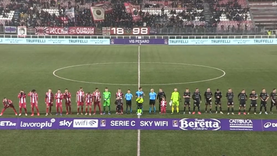 La capolista Arezzo passa al “Benelli”: Vis Pesaro battuta 3-0