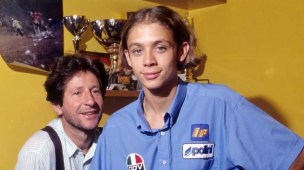 Lite in casa Rossi, Valentino denuncia la compagna del padre - Graziano: "Mi sposo e invito tutti"