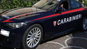 Abusi sessuali su otto alunne minorenni a scuola, sospeso collaboratore scolastico 28enne