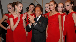 È morto Valentino Garavani, l’Ultimo Imperatore della moda aveva 93 anni