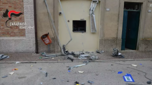 Assalto al bancomat: i Carabinieri di Pesaro e Urbino hanno identificato i cinque responsabili