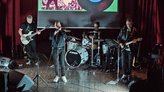 Gradara, apre la stagione Teatri d’Autore con lo spettacolo musicale “Gli U2 e le Sacre Scritture”