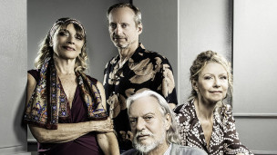 “Vicini di casa” in scena al Teatro Angel Dal Foco di Pergola con Amanda Sandrelli e Gigio Alberti