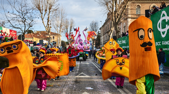 Carnevale di Fano: due giorni di eventi tra tradizione, spettacoli e iniziative per tutte le età