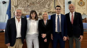 Scuola Dante Alighieri, Fratelli d’Italia interroga il Comune di Pesaro sui ritardi del cantiere