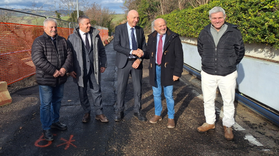 Riapre via Leonardo Da Vinci a Montecchio dopo la frana: lavori da oltre 500mila euro