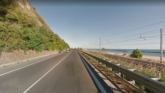 SS16 Sottomonte riaperta al traffico dopo la frana: senso unico alternato da domani mattina