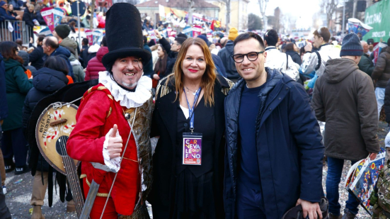 Carnevale di Fano, seconda domenica da record: oltre 13mila presenze tra carri, cinema e tradizione