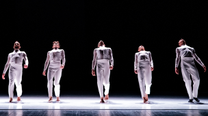 A Pesaro la danza contemporanea di Opus Ballet: in scena “White Room” di Adriano Bolognino