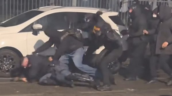 Scontri di Torino, il centrodestra critica la maggioranza che ha bocciato la mozione di solidarietà alla Polizia