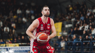 VL Pesaro cade a Scafati dopo una grande rimonta: sconfitta 84-79 ma resta in vetta alla classifica