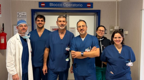 Ancona, doppio intervento oncologico mininvasivo in un’unica seduta: paziente dimessa dopo tre giorni