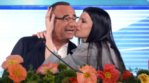 Sanremo 2026, Conti: "Edizione Meloniana? Sono libero, se la premier vuol venire all'Ariston compra il biglietto"