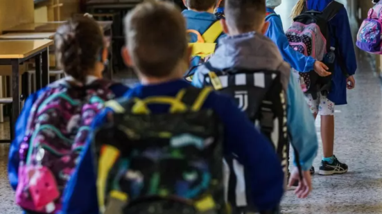 Scuola nelle Marche, persi 2.265 studenti nelle classi prime in tre anni: i dati dell’Ufficio Scolastico Regionale