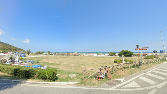 Baia Flaminia, arrivano i cassonetti intelligenti per fermare degrado e conferimenti scorretti