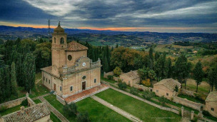 Vandali all’eremo di Monte Giove, profanato l’altare e rubate le reliquie di San Valerio