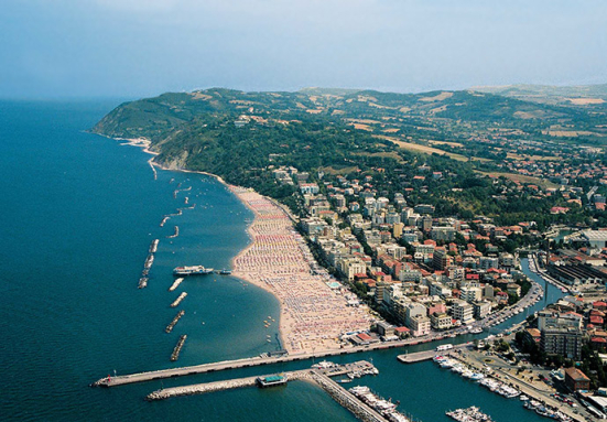 Gabicce Mare, la Giunta incontra i cittadini nei quartieri: al via il ciclo di assemblee pubbliche