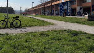 Pesaro, studenti ripuliscono il campus dopo i "Cento Giorni": il sindaco Andrea Biancani ringrazia i ragazzi