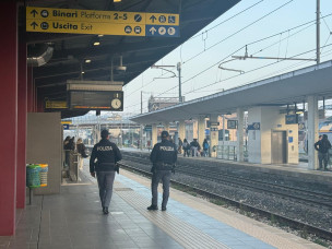 Treni regionali gratuiti per i militari: interrogazione della consigliera Vitri alla Regione Marche