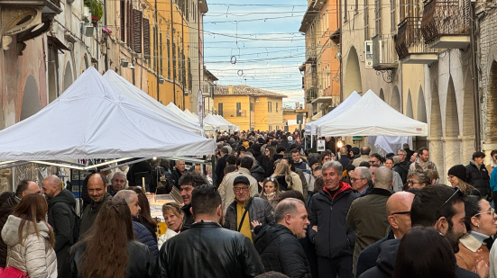 Fossombrone, il Festival del Tartufo Bianchetto chiude con numeri record