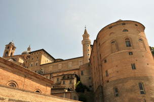 Regione Marche, 11 milioni per i borghi: finanziati 15 progetti tra riqualificazione e turismo