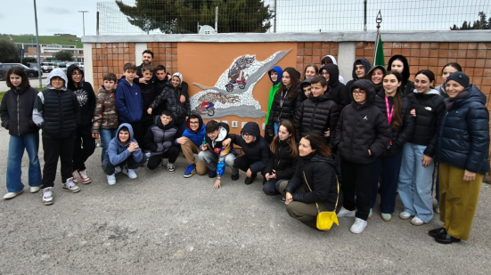 Vallefoglia, inaugurato il mosaico "Terra di Piloti e di Motori" al campo sportivo "Spadoni" di Montecchio