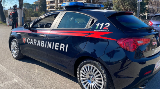 Fano, accoltella genitori e fratellino: fermato 21enne per tentato triplice omicidio
