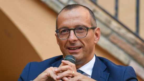 Vertice su Hormuz, Ricci attacca Meloni: “Serve più Europa contro crisi energetica e stagflazione”