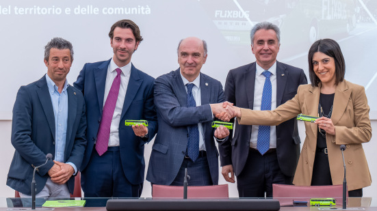 Nuova linea FlixBus collega Urbino a Roma e Fiumicino per l’estate