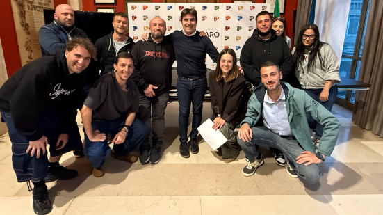 Palio di Pesaro 2026, il Comune conferma l’evento: incontro con le contrade per la nuova edizione