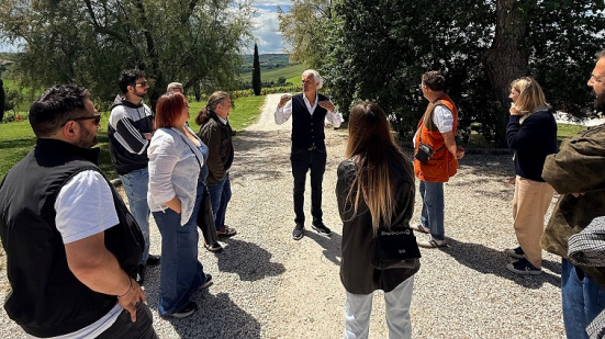 Pesaro Urbino, ristoratori e produttori insieme: visita Fipe Marche Nord all’azienda agraria Guerrieri