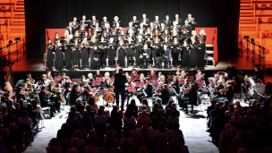 Coro Filarmonico Rossini, il concerto “Lirica, Maestro!” inaugura i 30 anni dell’ensemble a Pesaro