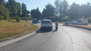 Fano, incidente alla rotatoria di Sant’Orso: donna in scooter trasportata al Santa Croce