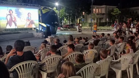 Estate 2026 a Pesaro, eventi per famiglie tra piazzale D’Annunzio, cinema all’aperto e Musei Civici