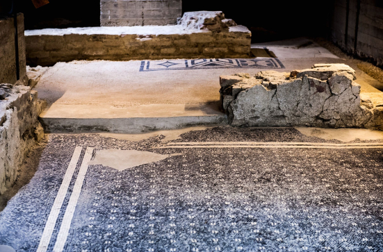 Pisaurum Net a Pesaro, al via i tour gratuiti tra Domus romana, Colombarone e Biblioteca Oliveriana