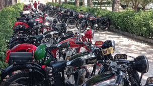 Circuito delle Candele a Candelara, tornano le moto anteguerra: in mostra i gioielli degli anni ’30