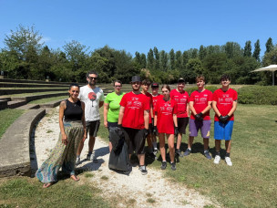 Pesaro, torna “Ci Sto? Affare Fatica!”: oltre 50 giovani impegnati nella cura di parchi, scuole e spazi pubblici