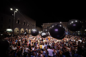 1/2 Notte Bianca dei Bambini 2026 a Pesaro: due giorni di spettacoli, laboratori e divertimento nel centro storico