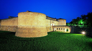 A Pesaro torna il "Cinema all'aperto", dal 4 agosto al 6 settembre proiezioni nel fossato di Rocca Costanza