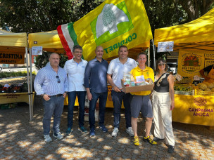 Fano, "La salute è un dono": al Santa Croce Campagna Amica promuove la prevenzione con il cibo a km 0
