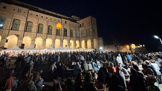 Urbino Food Fusion, successo per la settima edizione: migliaia di visitatori e cucina internazionale protagoniste