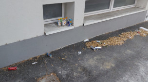 Pesaro, Fratelli d'Italia attacca Biancani: "Decoro imposto ai privati, ma degrado negli immobili comunali"