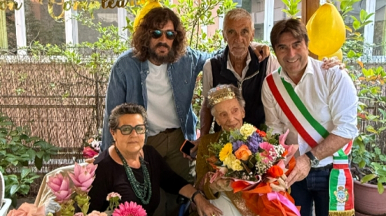 Maria Gorini compie 100 anni, Pesaro festeggia la storia del Bar del Fiore